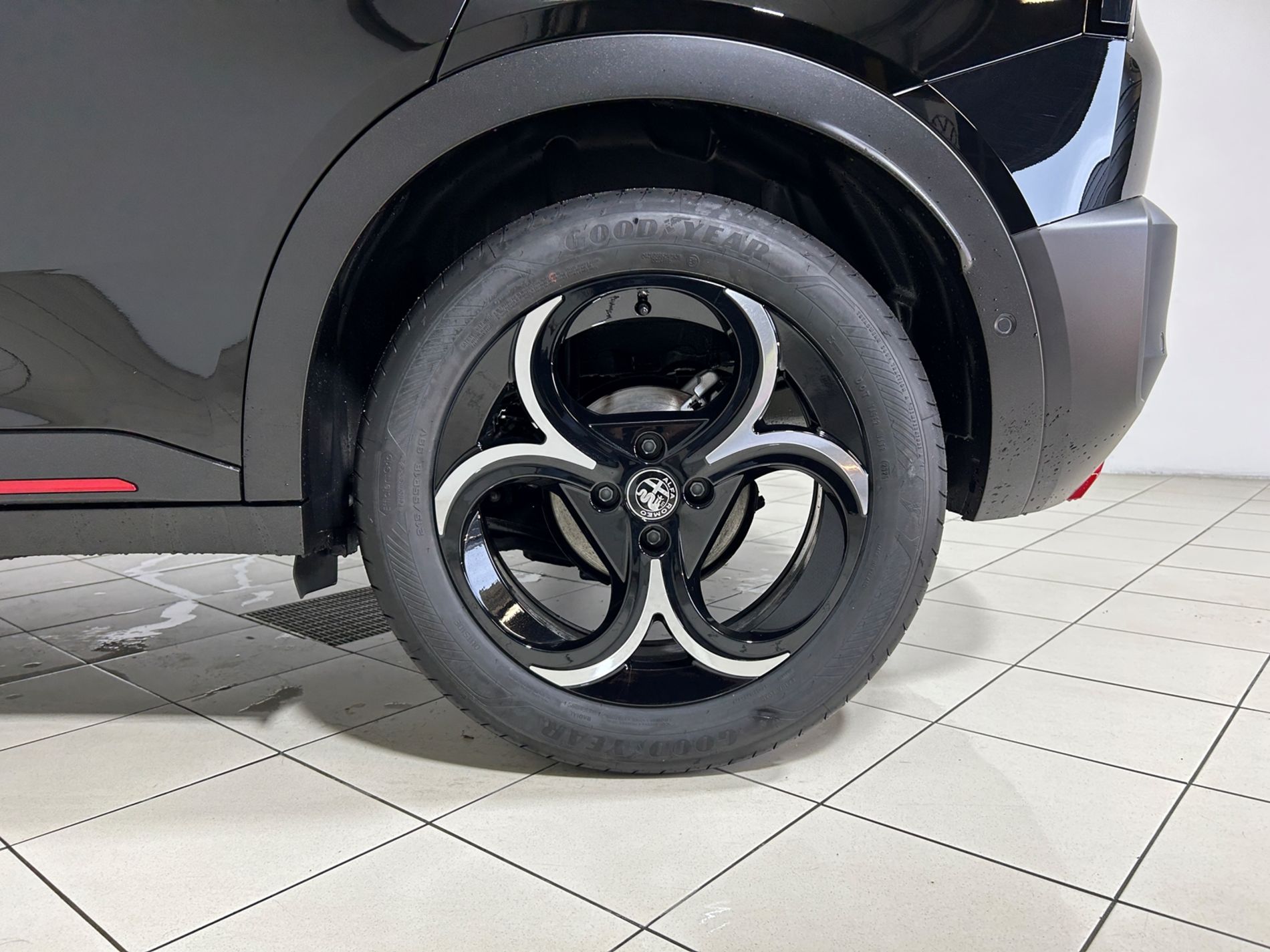 Junior 1.2 ibrida Speciale - Autoviemme